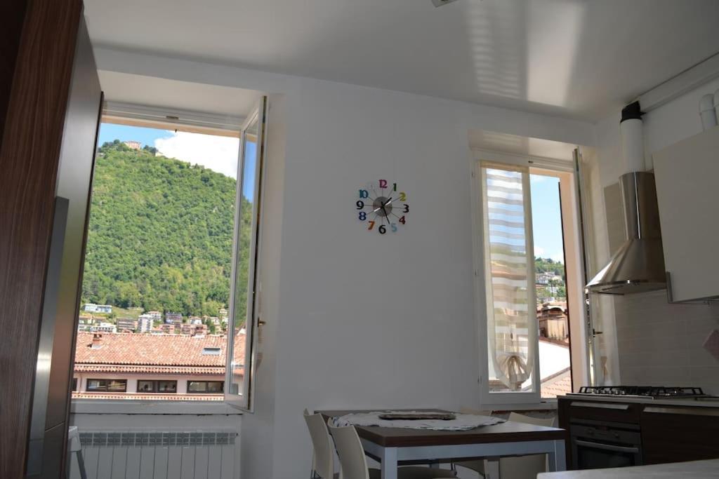 Magnifico Appartamento Centro Como - Rusconi 33 ภายนอก รูปภาพ